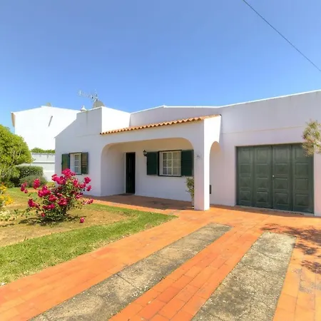 In Carvoeiro With 2 Bedrooms And Private Pool - Short Walk To Local Restaurant * Estômbar