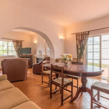 In Carvoeiro With 2 Bedrooms And Private Pool - Short Walk To Local Restaurant Villa *